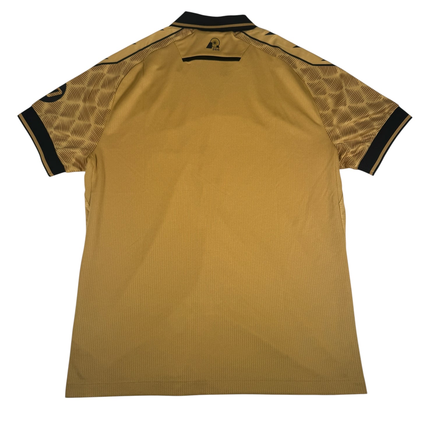 Wrexham 2024/2025 Third Football Shirt Medium BNWT – Football Shirt Kingdom