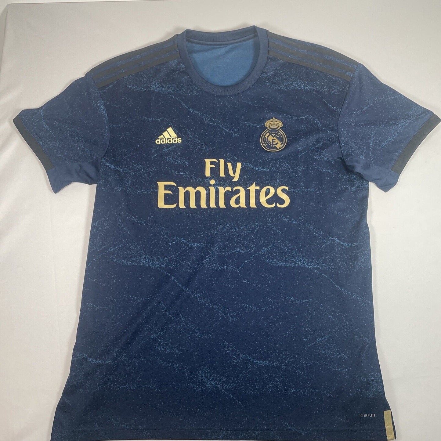 real madrid 2019 2020 away football shirt men s xl4