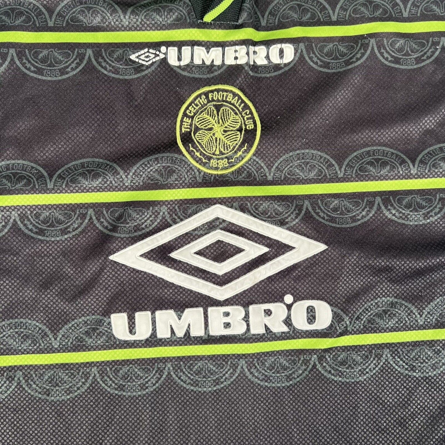 Celtic 1998/1999 Away Football Shirt Men’s Large / XL - Football Shirt Kingdom