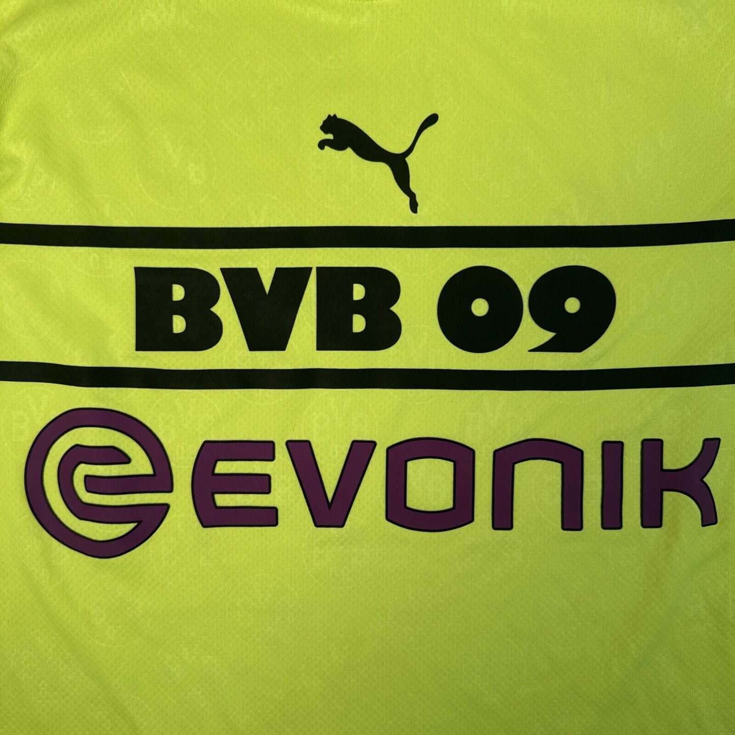 Borussia Dortmund 2021/2022 Cup Home Football Shirt Men’s Medium - Football Shirt Kingdom