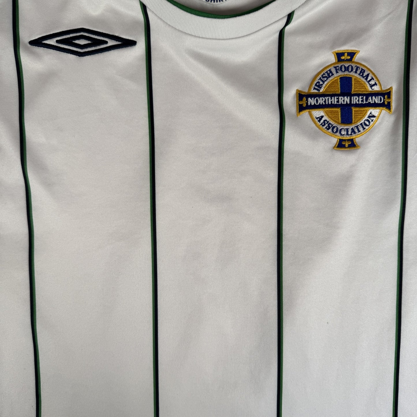 Northern Ireland 2008/2009/2010 Away Football Shirt  Large