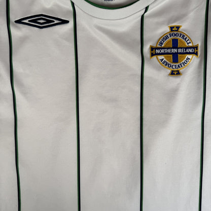 Northern Ireland 2008/2009/2010 Away Football Shirt Large — front close-up