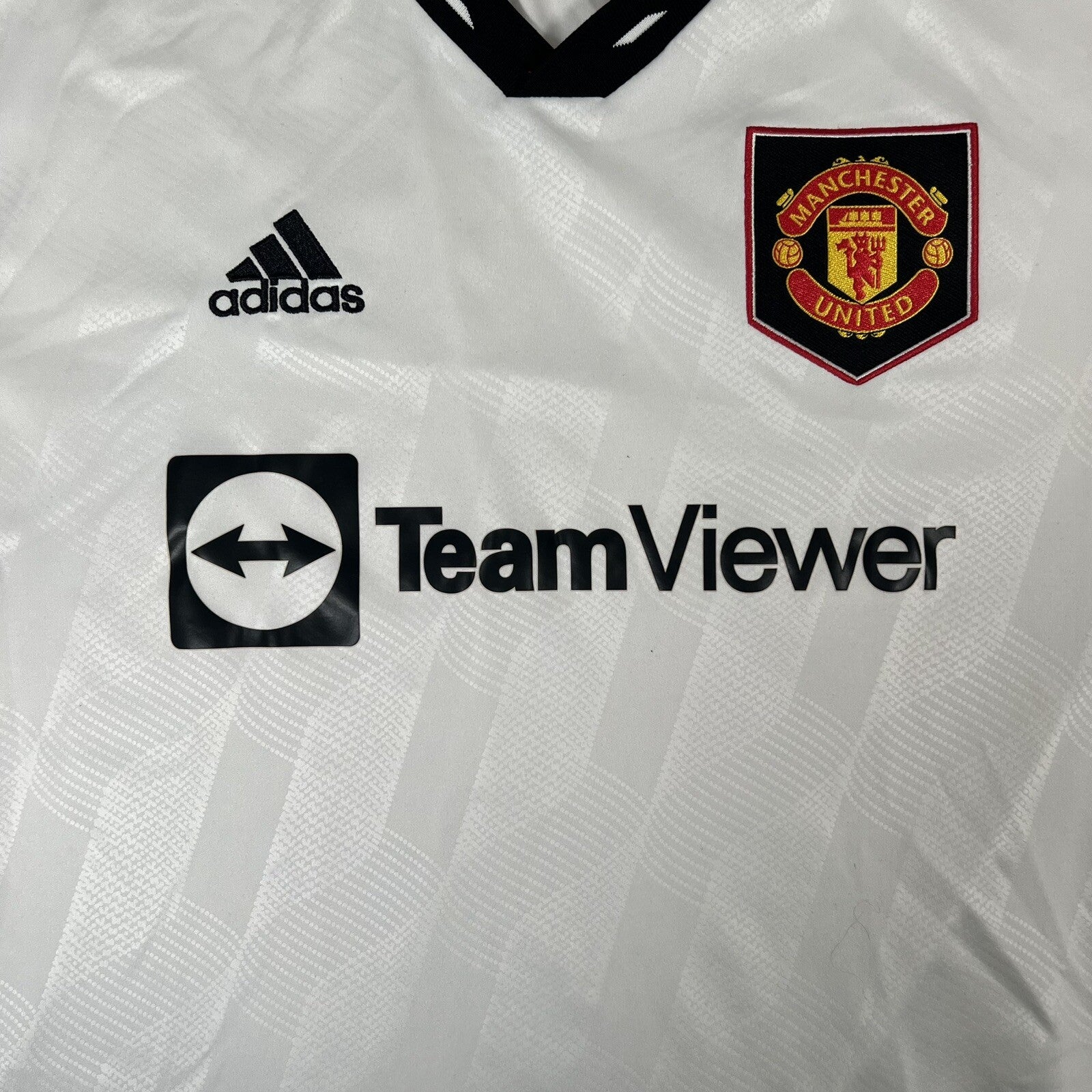 Manchester United 2022/2023 Away Football Shirt  Large - Football Shirt Kingdom