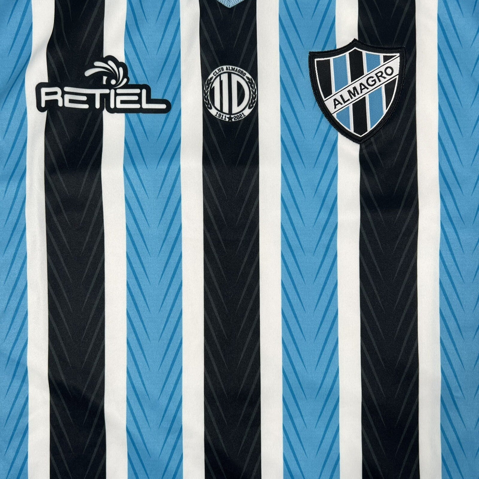 club almagro 2021 2022 home football shirt men s xxl 2xl1