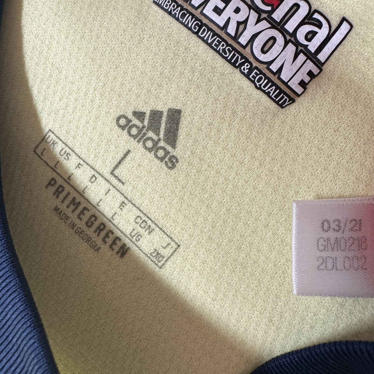 Arsenal 2021/2022 Away Football Shirt  Large