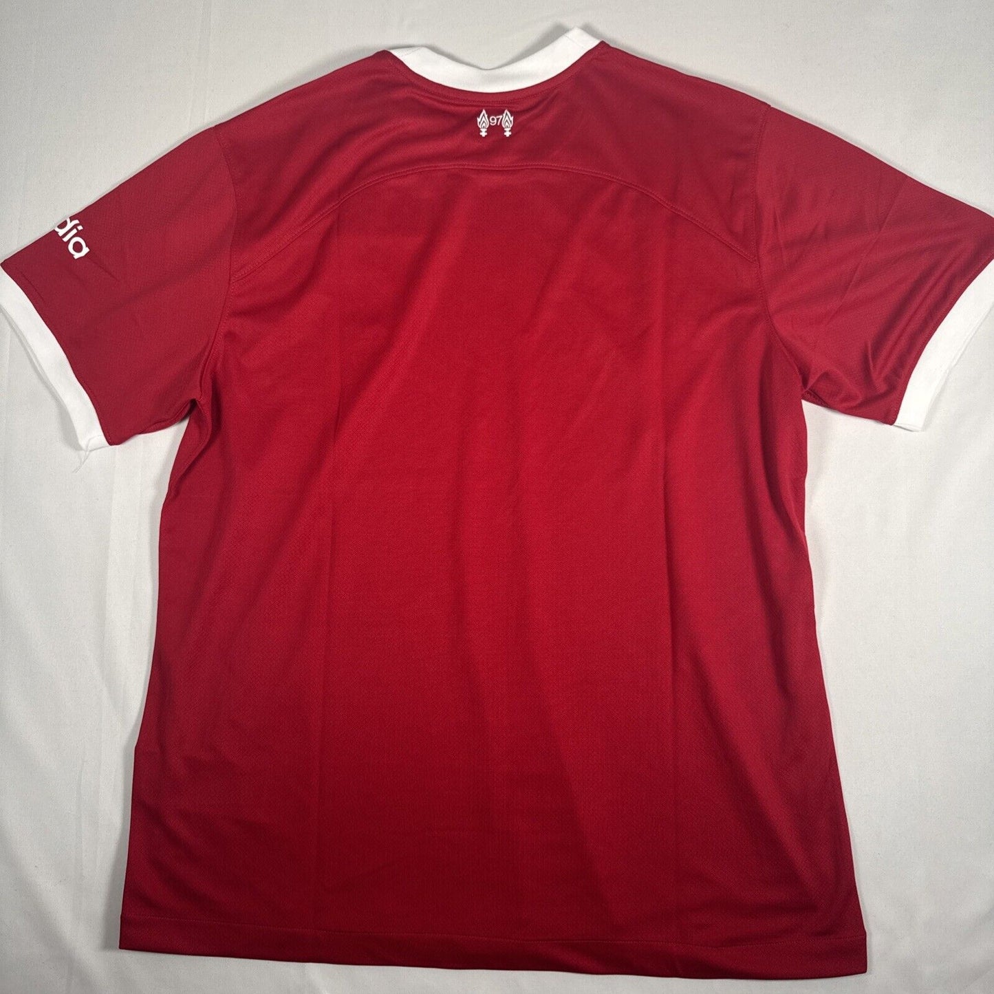 liverpool 2023 2024 home football shirt bnwt medium3