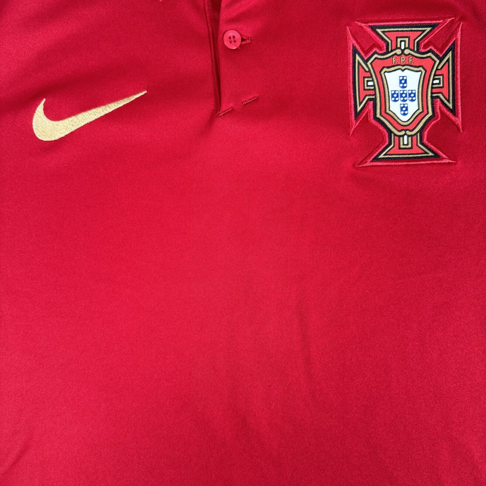 Portugal Euro 2020/2021/2022 Home Football Shirt  Medium - Football Shirt Kingdom