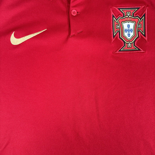 Portugal Euro 2020/2021/2022 Home Football Shirt  Medium - Football Shirt Kingdom