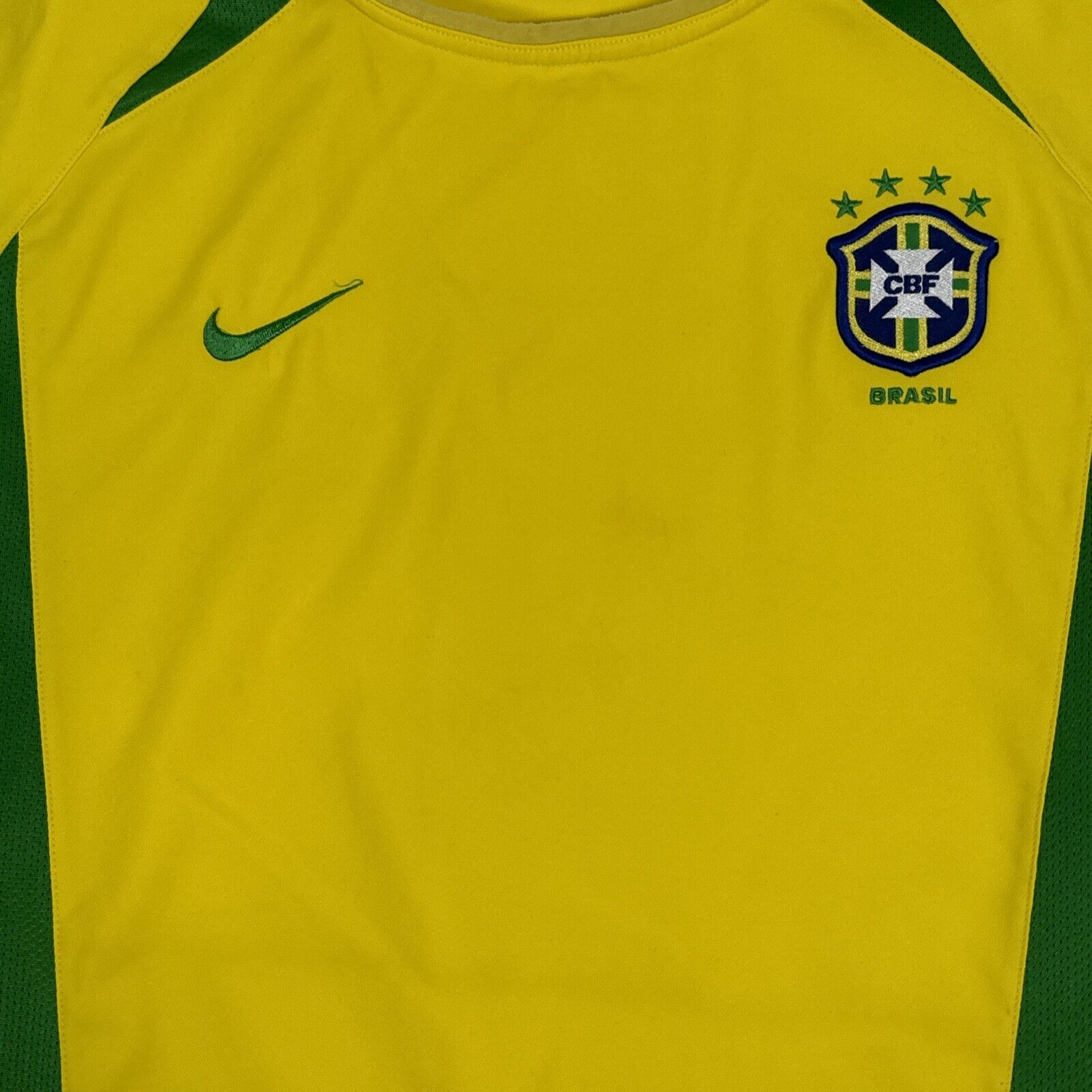Brazil 2002/2003/2004 Home Football Shirt   Large - Football Shirt Kingdom