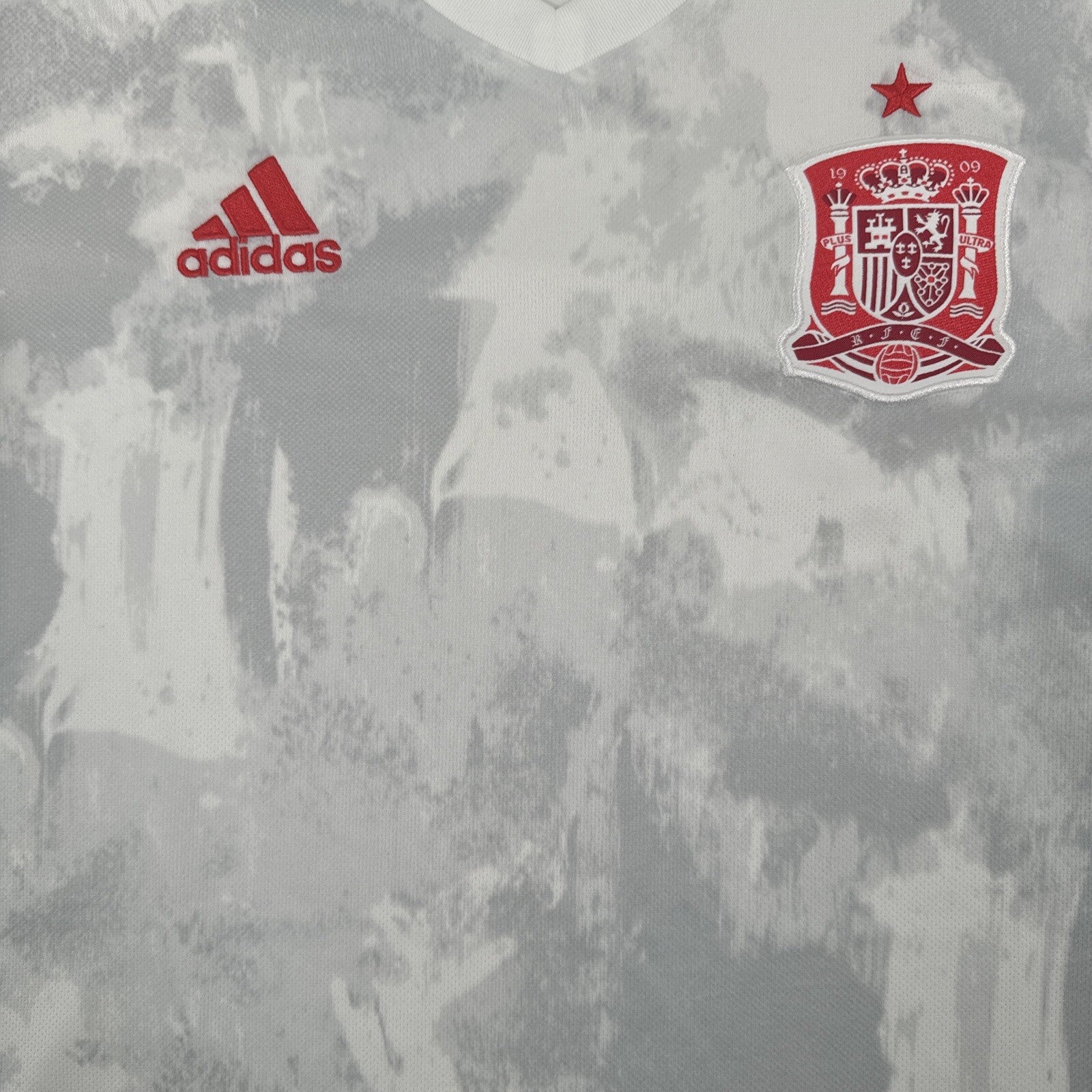 spain 2020 2021 2022 away football shirt medium1