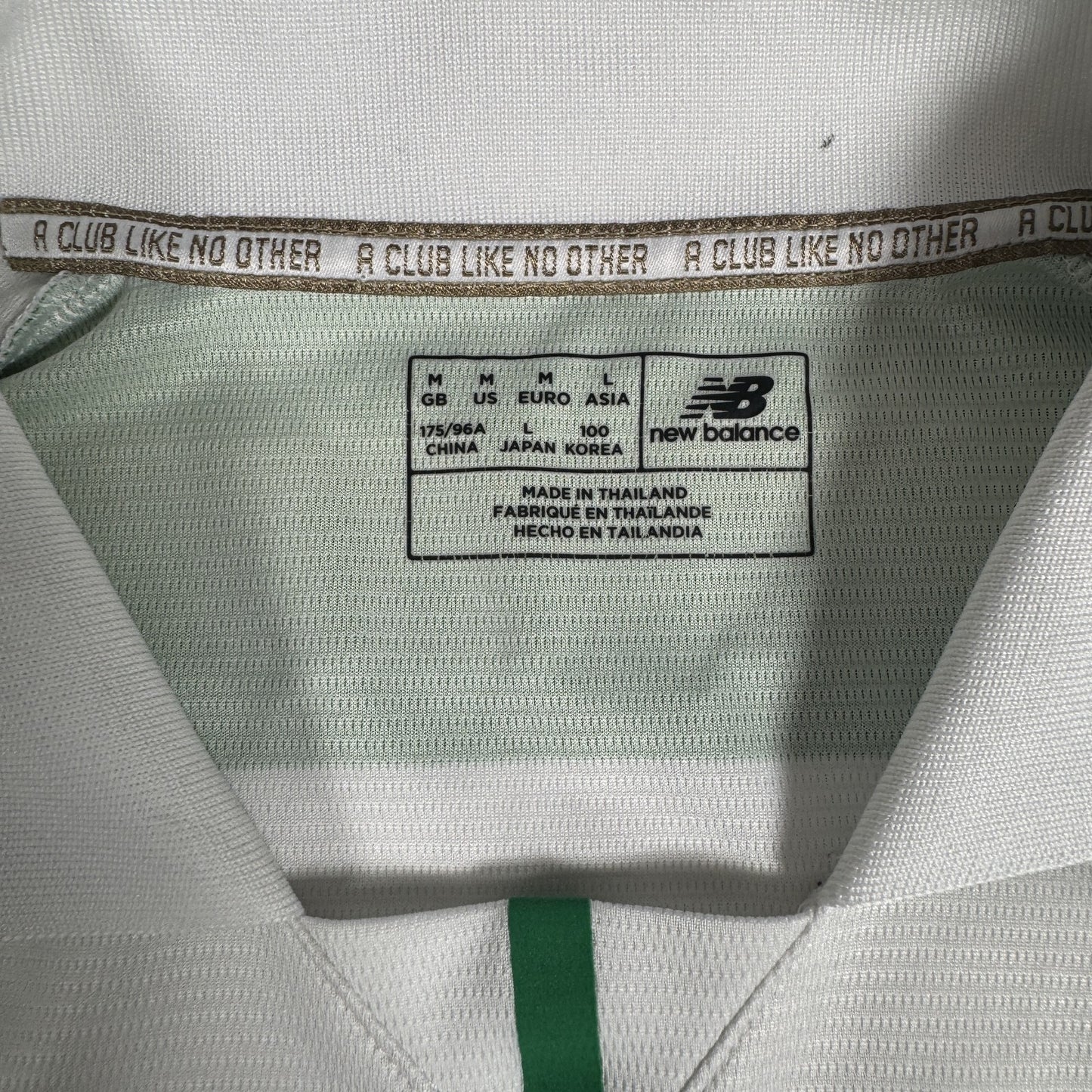 Celtic 2016/2017 Home Football Shirt  Medium