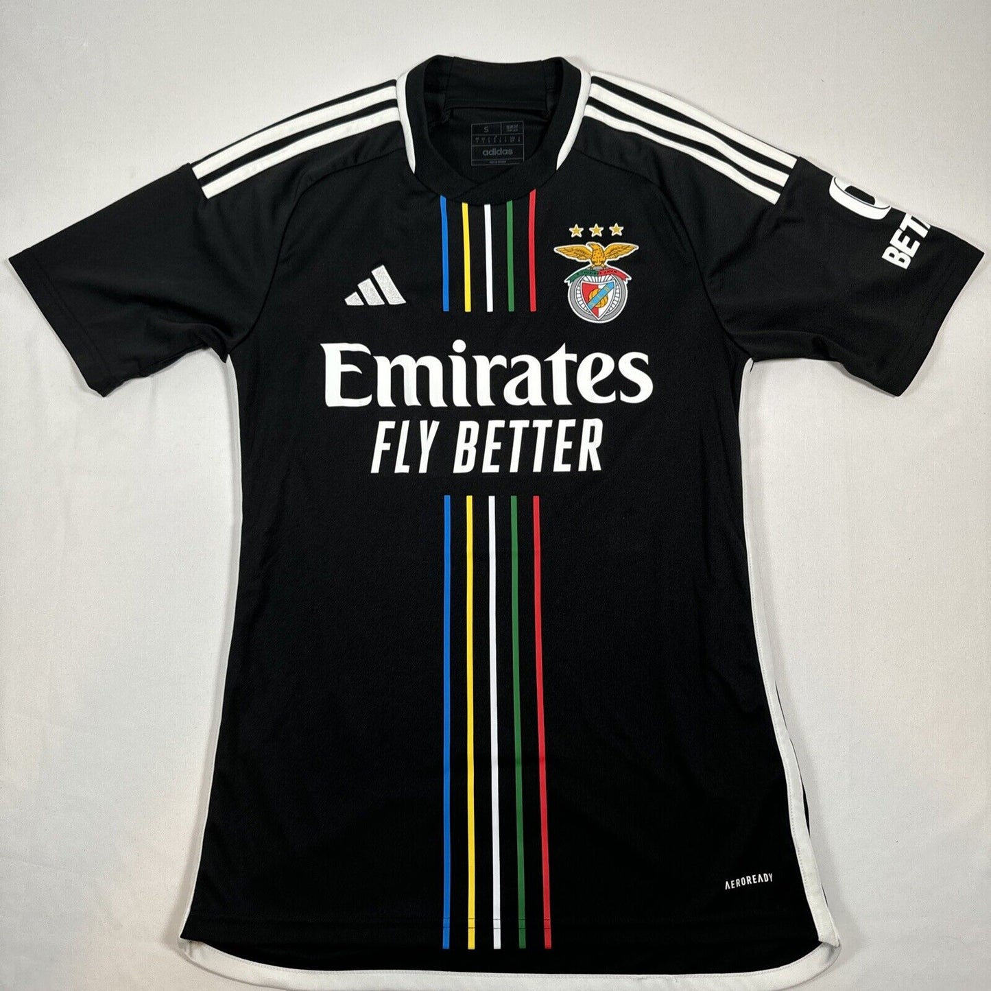 SL Benfica 2023/2024 Away Football Shirt  Men’s Small