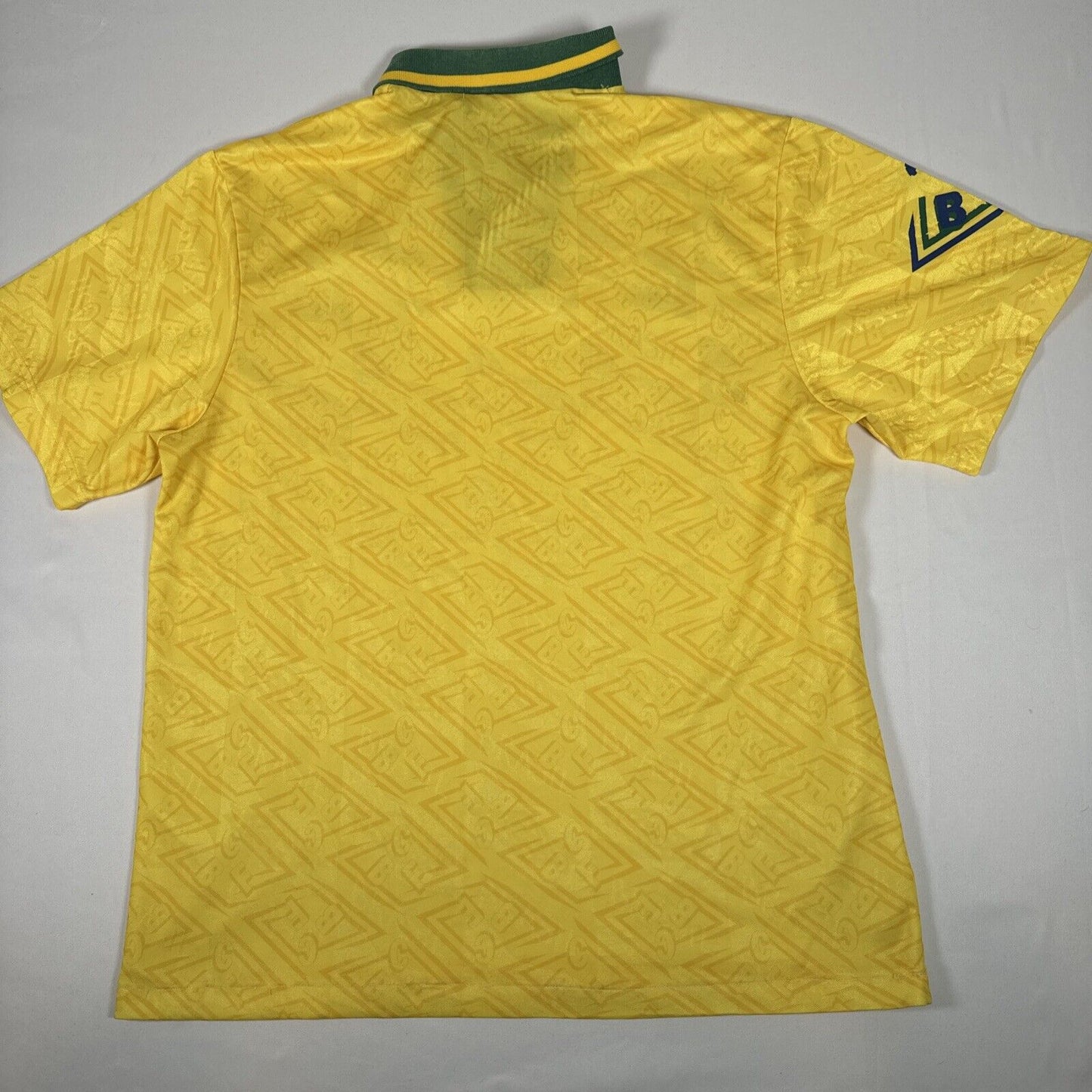 Brazil 1991/1992/1993 Home Football Shirt Men’s Medium