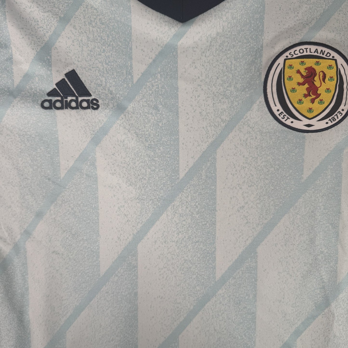 Scotland 2020/2021/2022 Away Football Shirt  Large