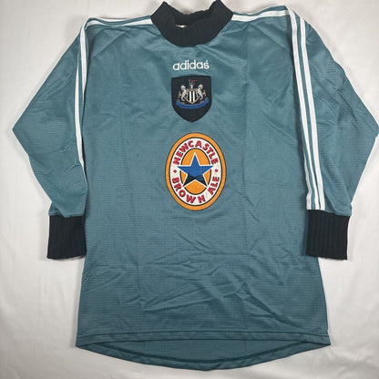 Newcastle United 1996/1997 Goalkeeper Football Shirt Small — full front view