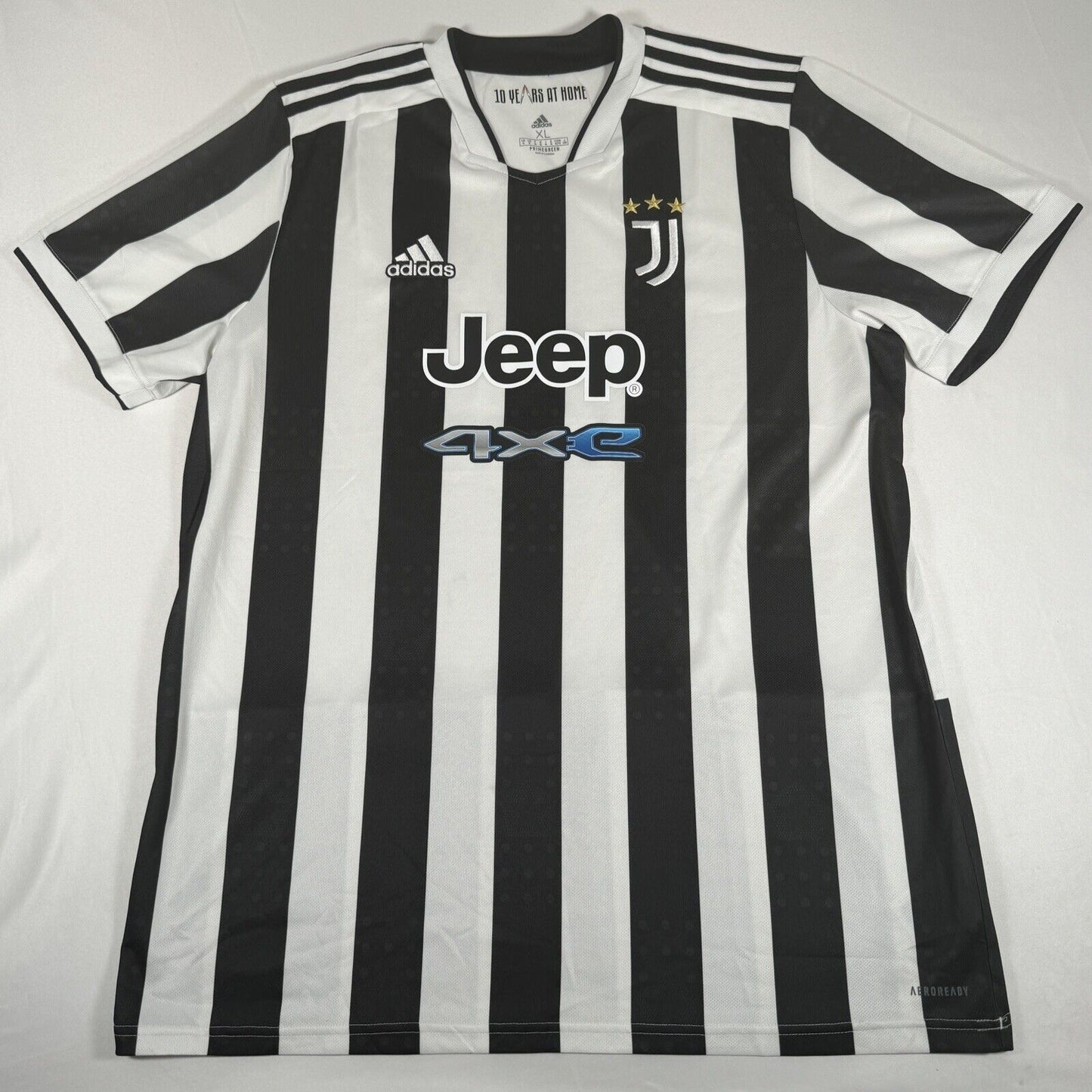 Juventus 2021/2022 Home Football Shirt  Men’s XL