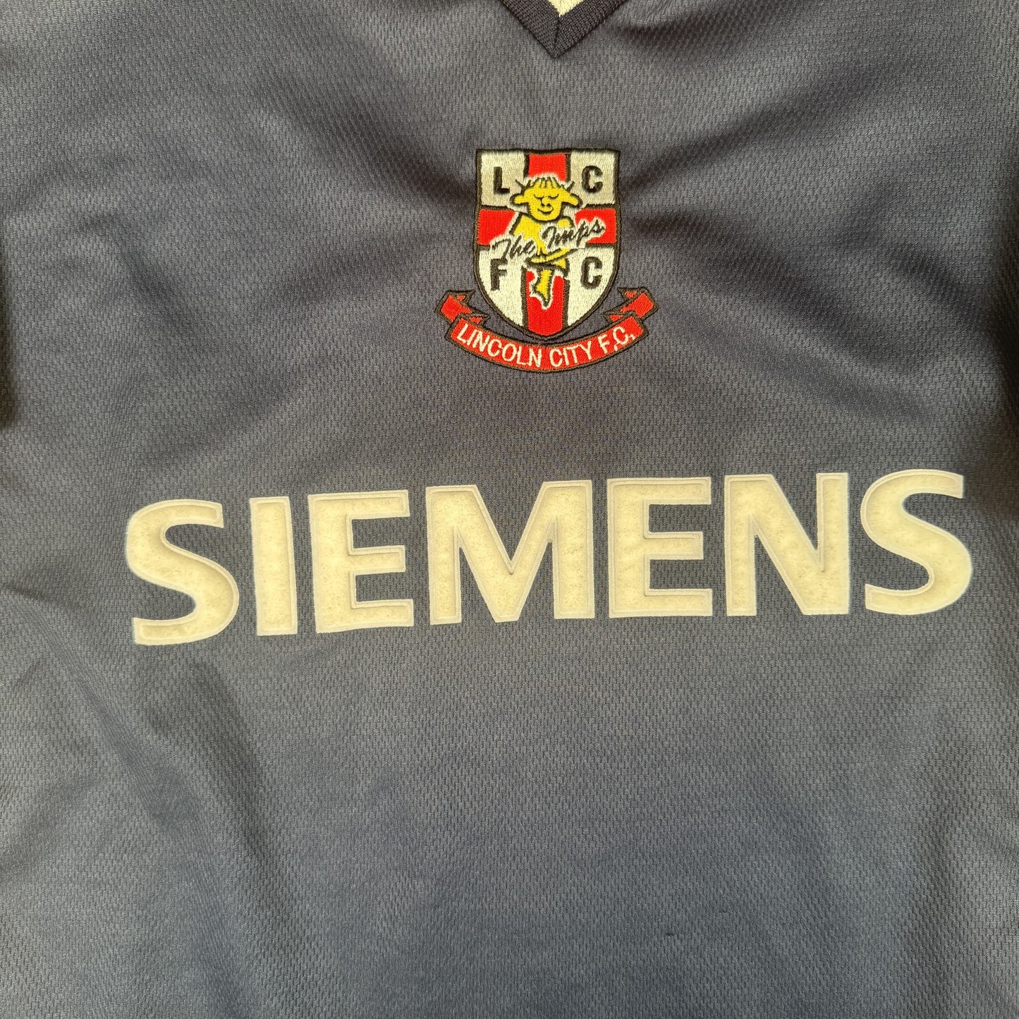 Lincoln City 2003/2004 Away Football Shirt  Medium