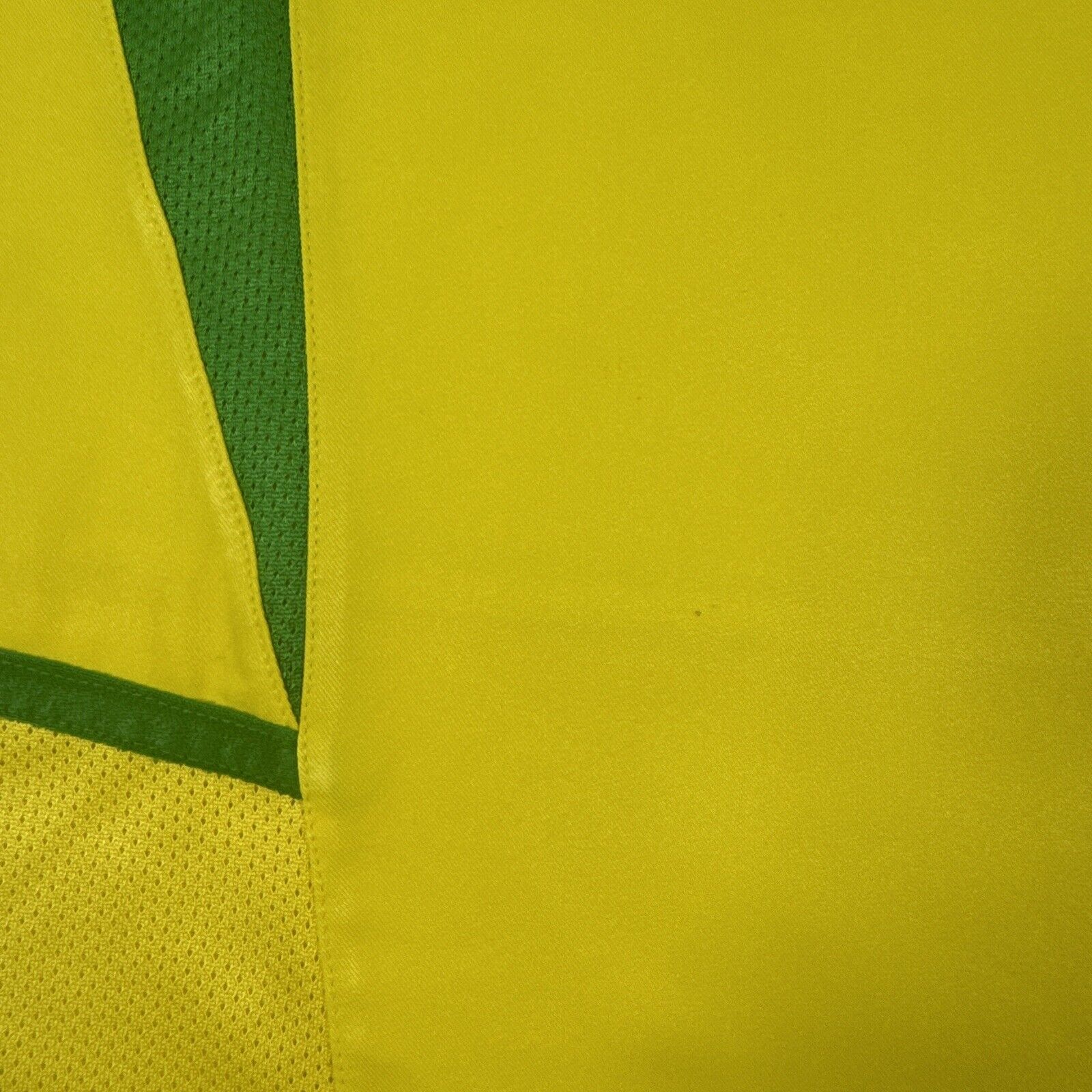 brazil 2002 2003 2004 home football shirt men s medium6