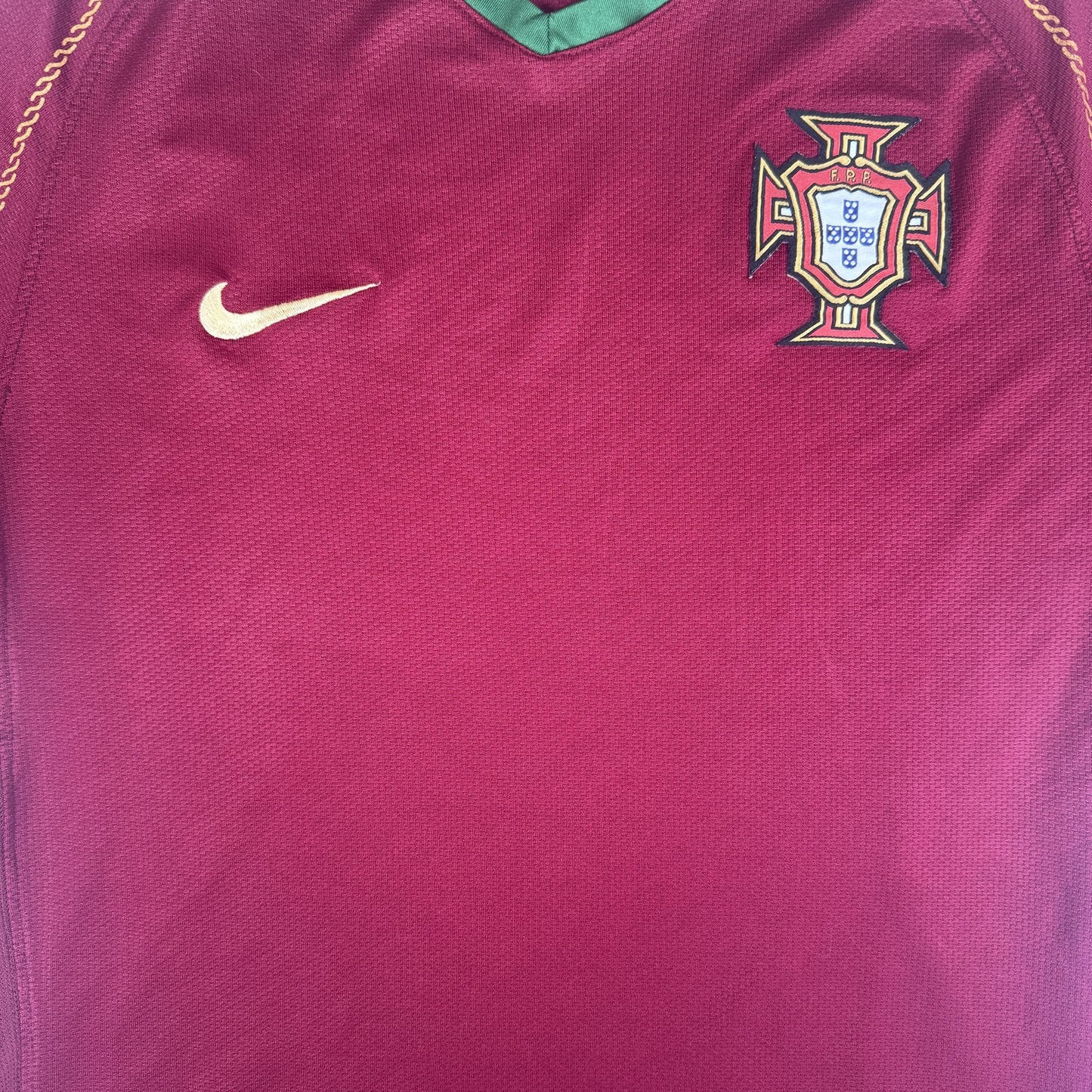 Portugal 2006/2007/2008 Home Football Shirt  Medium
