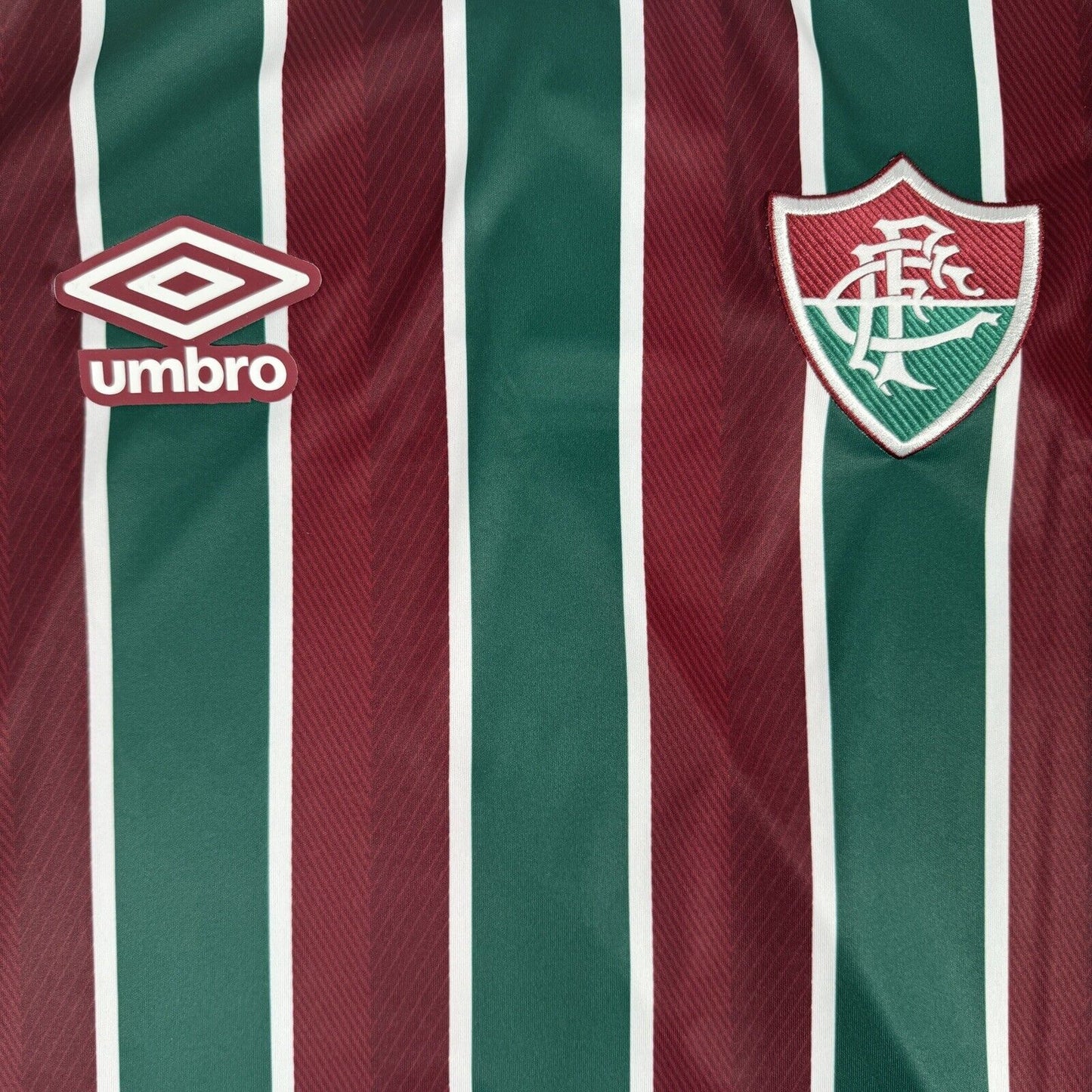 Fluminense 2021/2022 Home Football Shirt   Large - Football Shirt Kingdom