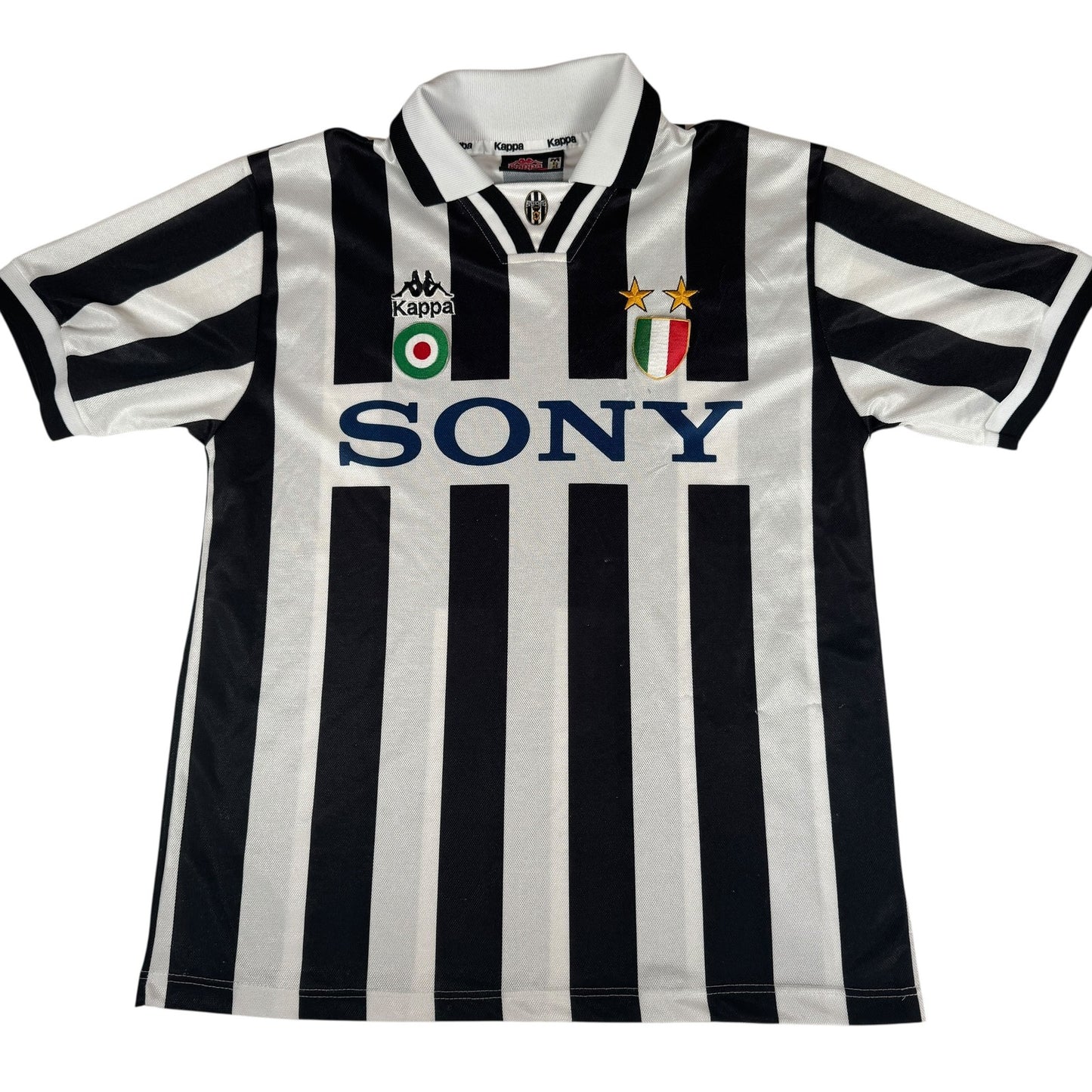 Juventus 1995/1996 Home Football Shirt  Medium