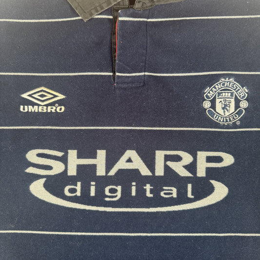 Manchester United 1999/2000 Away Football Shirt  Large