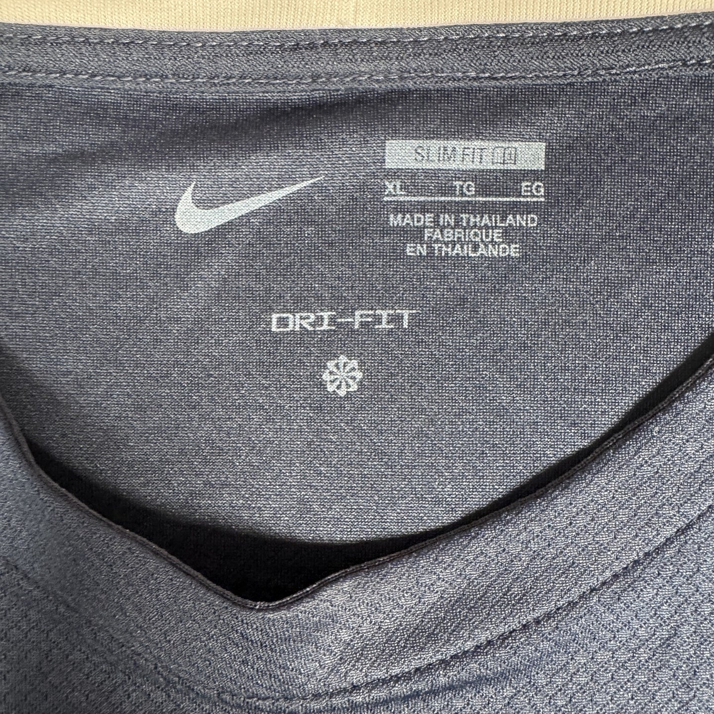 Brighton & Hove Albion 2024/2025 Training Football Shirt XL BNWT