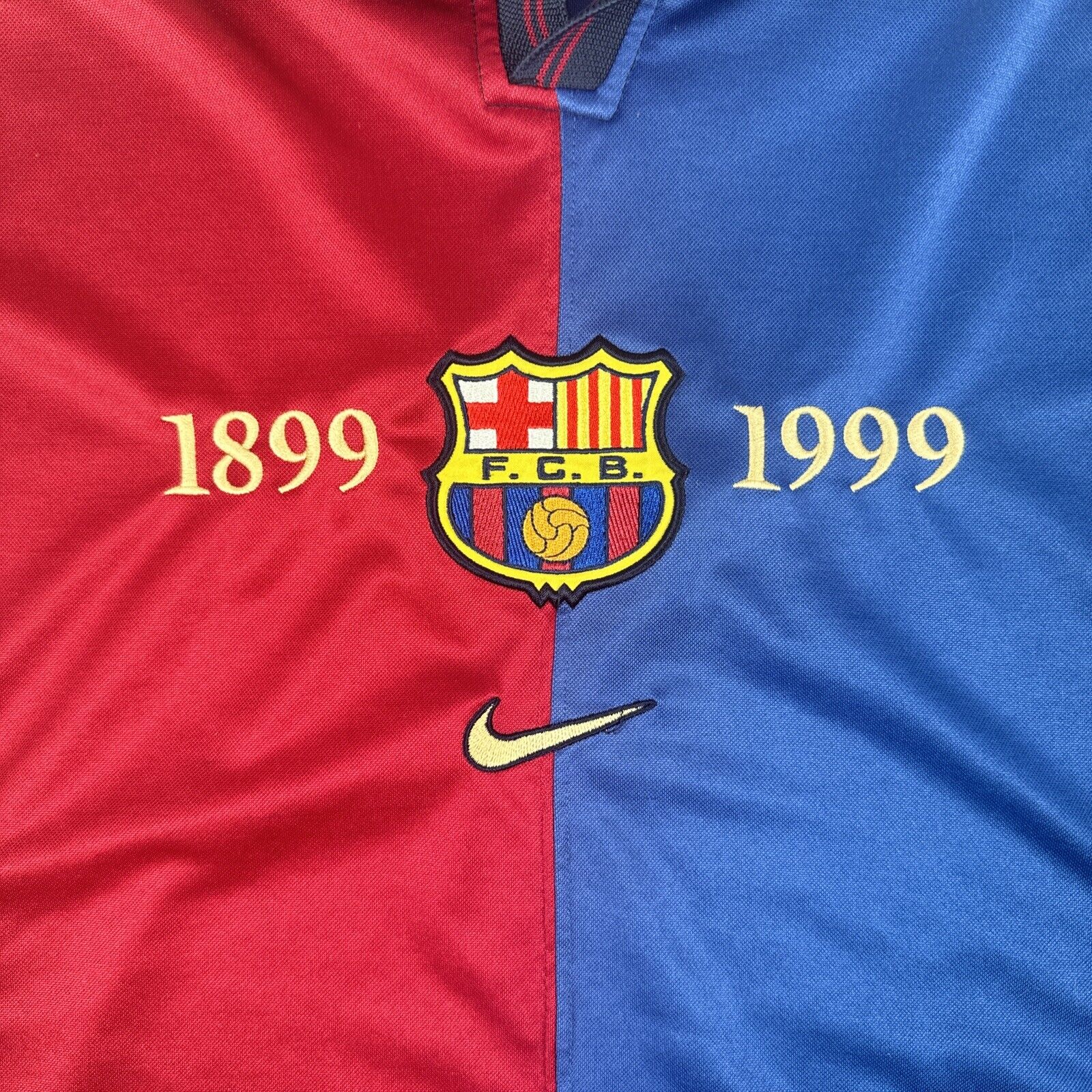 Barcelona 1999/2000 Home Football Shirt  XL - Football Shirt Kingdom