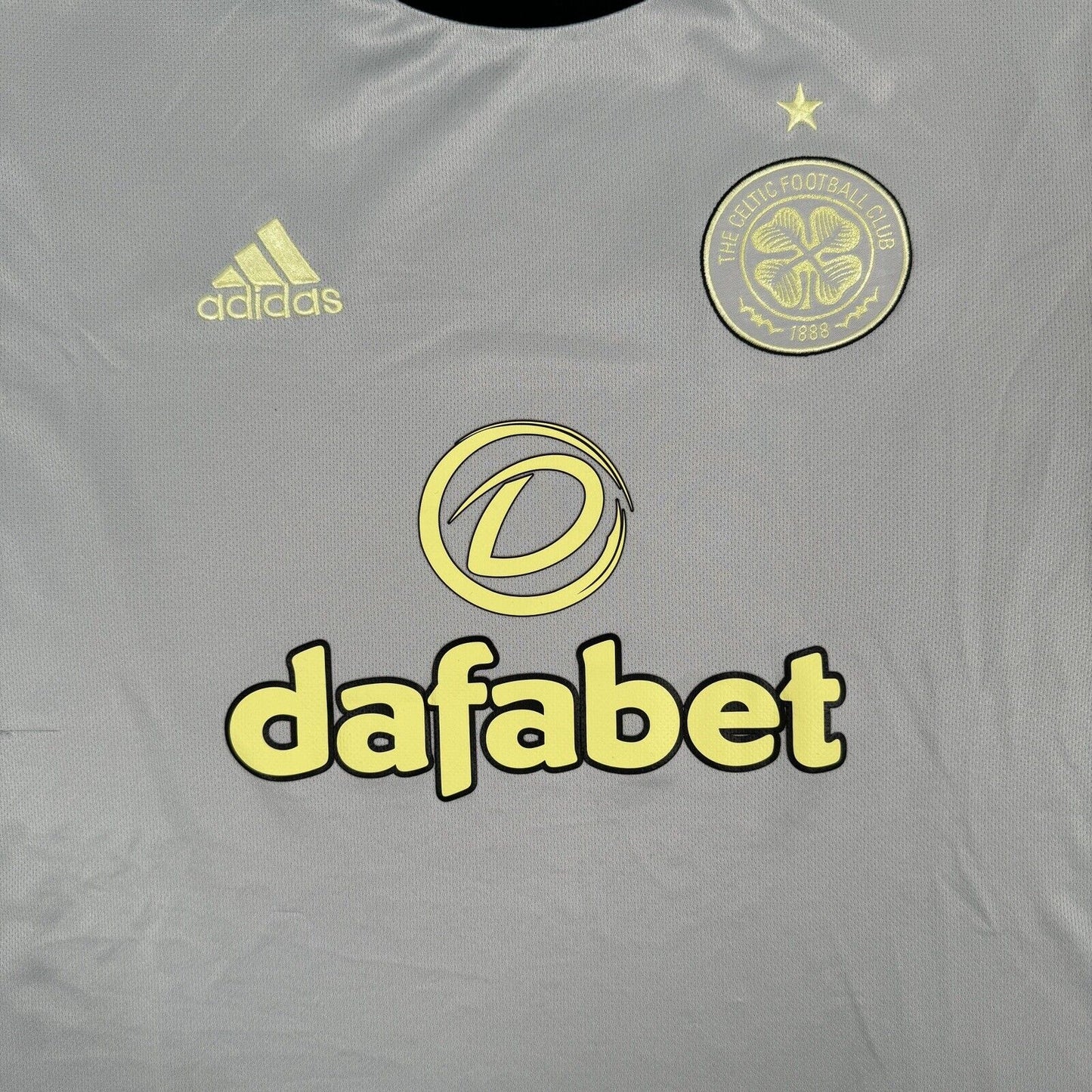 Celtic 2022/2023 Third Football Shirt Men’s Small - Football Shirt Kingdom