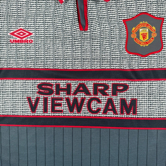 Manchester United 1995/1996 Away Football Shirt  Medium - Football Shirt Kingdom