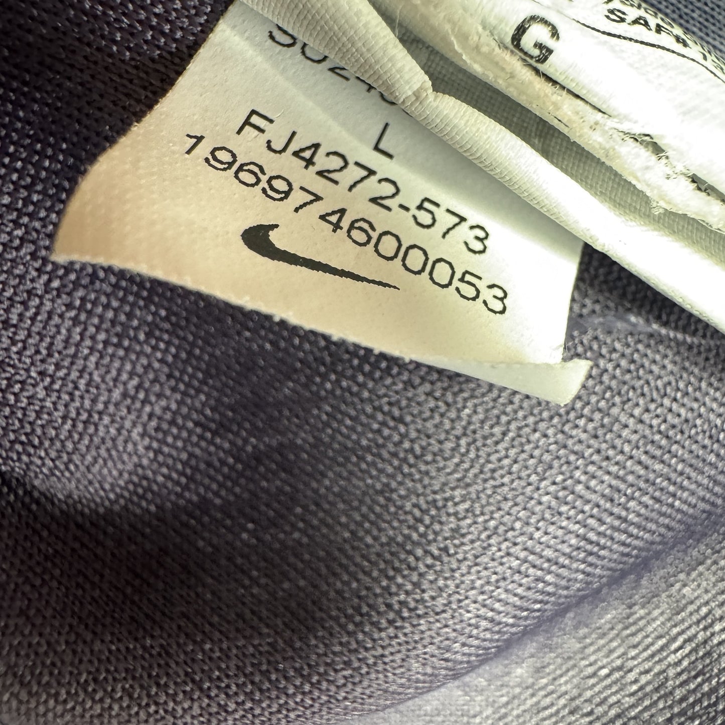 England 2024/2025 Away Football Shirt  Large