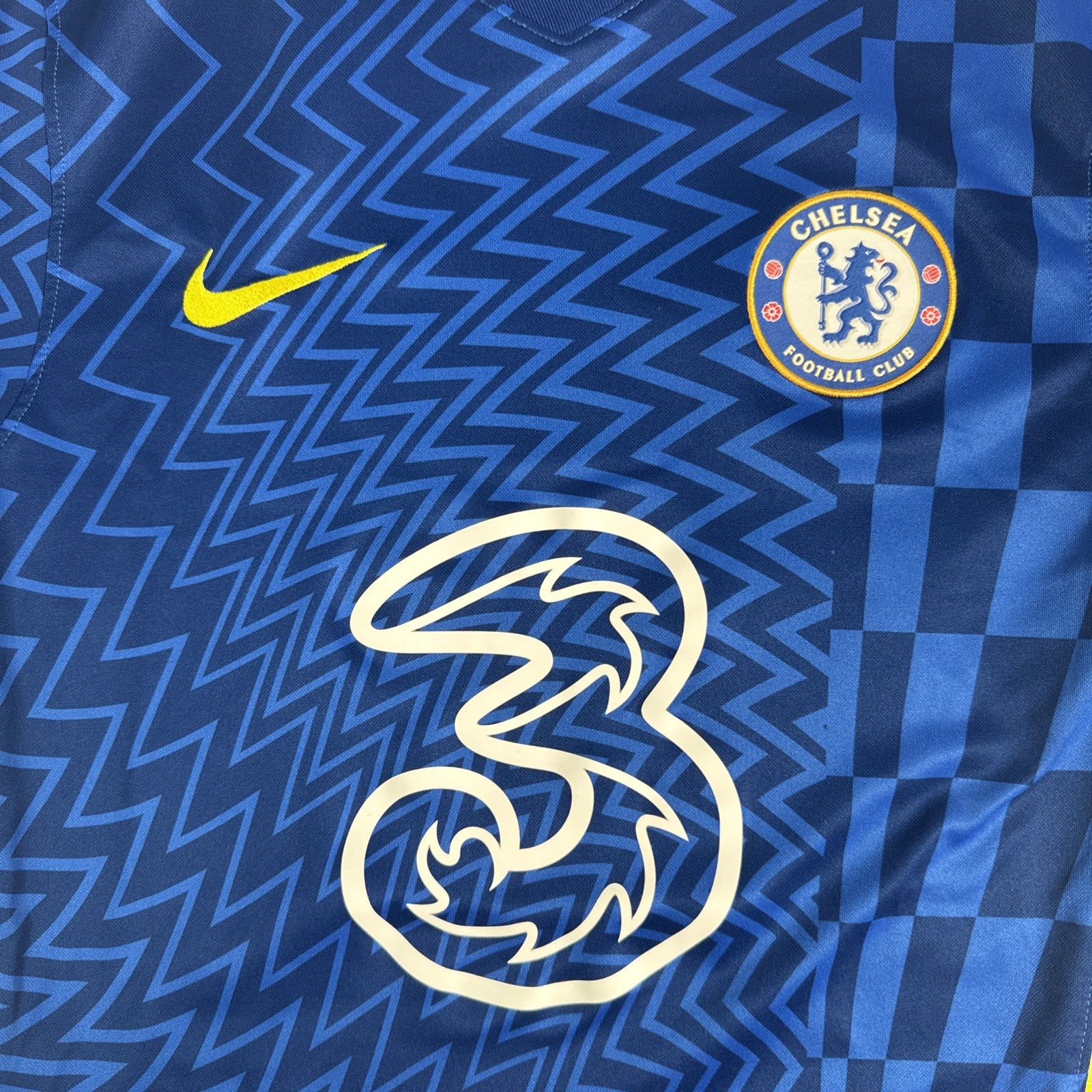 Chelsea 2021/2022 Home Football Shirt   Small - Football Shirt Kingdom