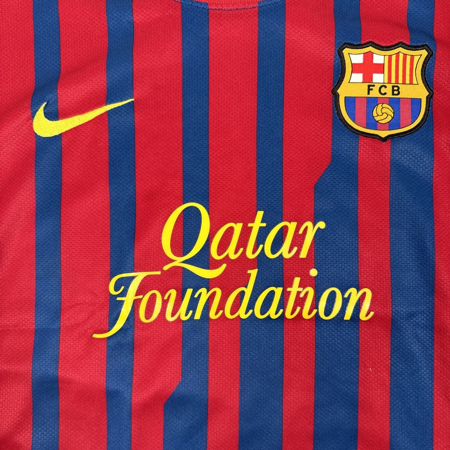 Barcelona 2011/2012 Home Football Shirt  Men’s XL - Football Shirt Kingdom