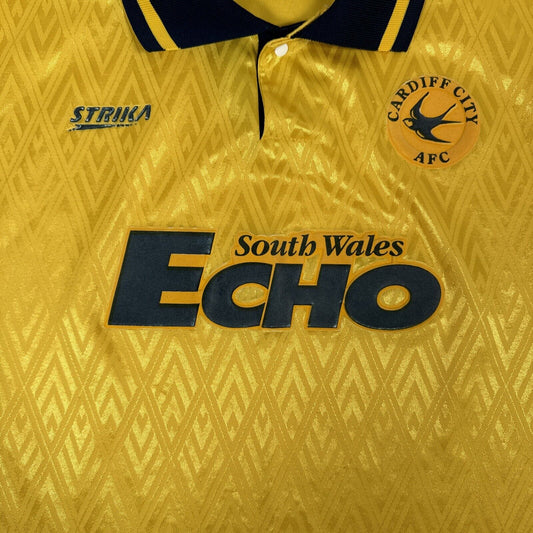 Cardiff City 1994/1995 Away Football Shirt   XL