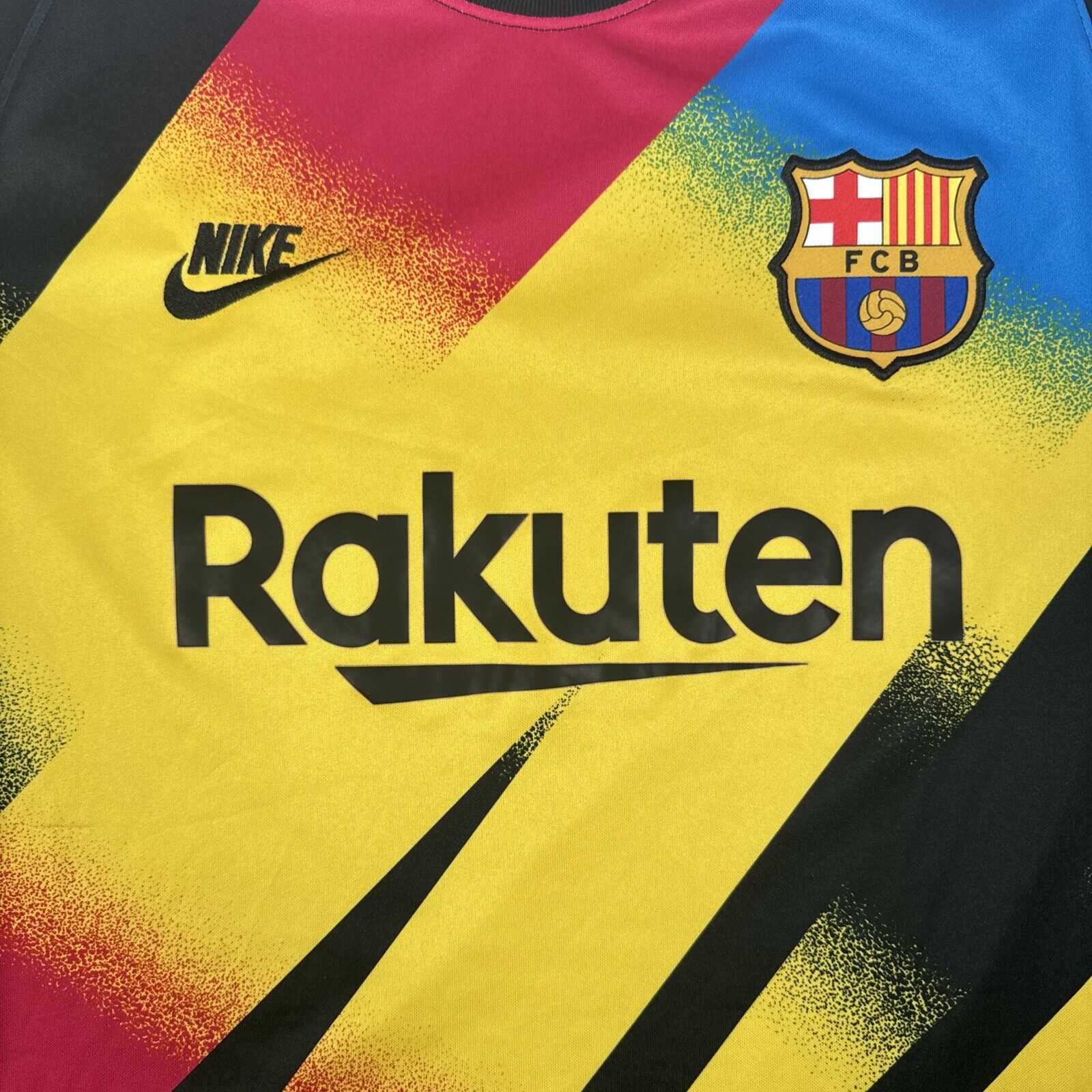 Barcelona 2019/2020 Goalkeeper Football Shirt  Medium - Football Shirt Kingdom