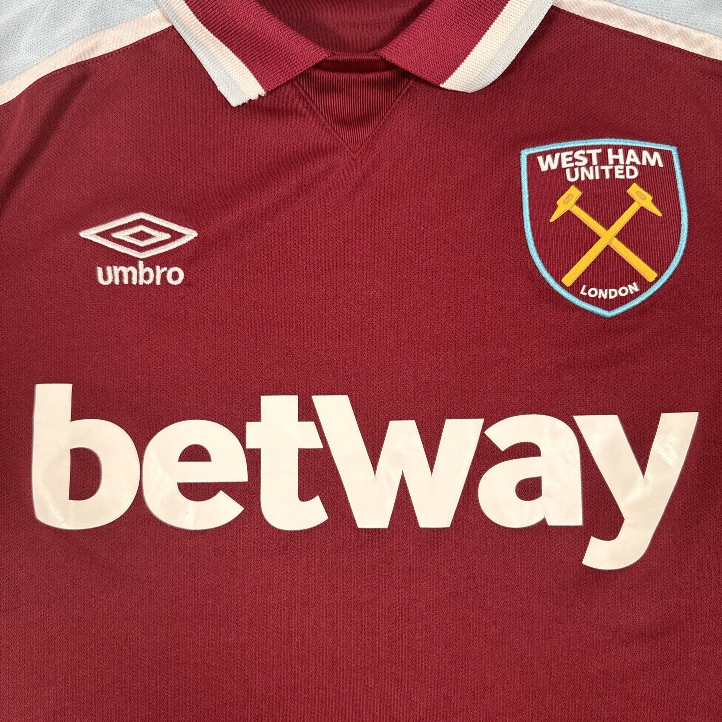 West Ham United 2021/2022 Home Football Shirt  Medium - Football Shirt Kingdom