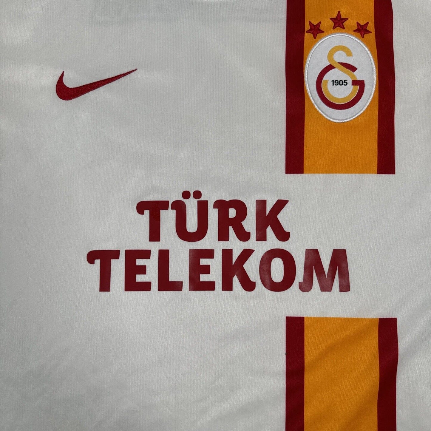 Galatasaray 2012/2013 Away Football Shirt  Men’s Medium - Football Shirt Kingdom