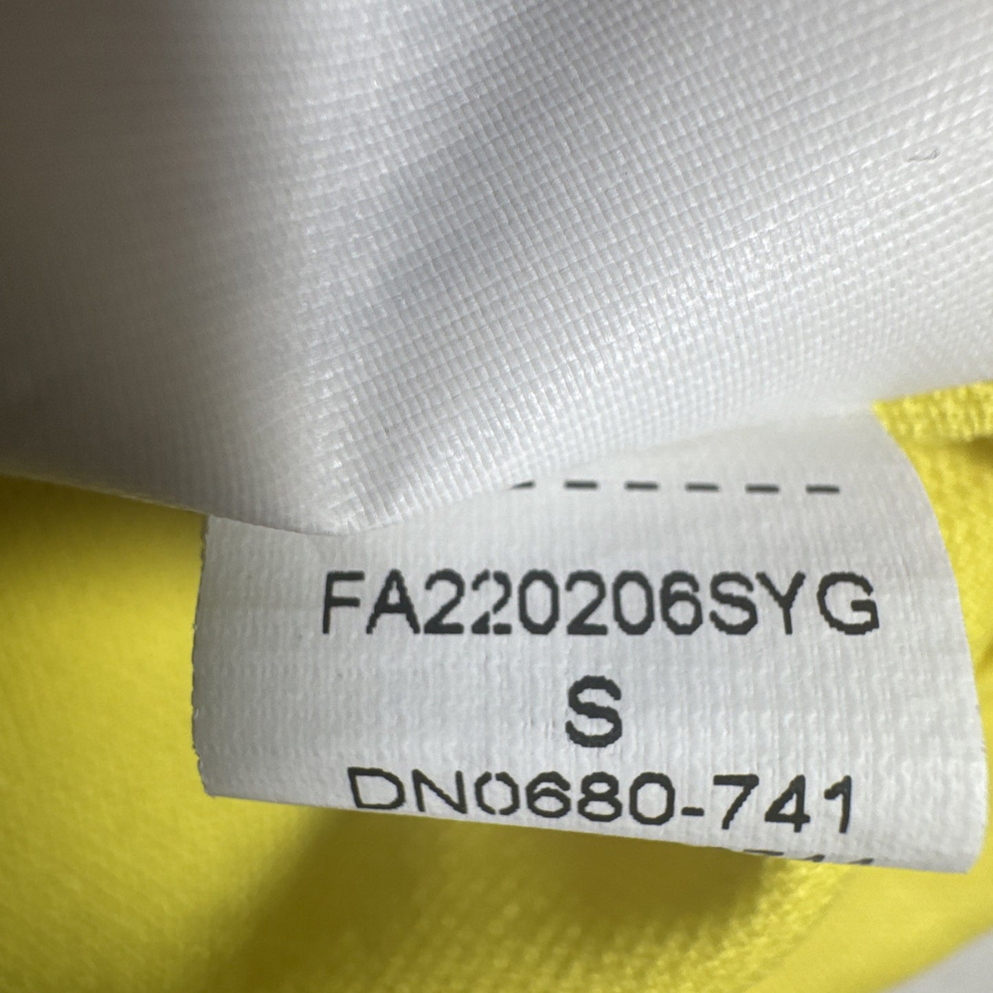 brazil 2022 2023 2024 home football shirt men s small4