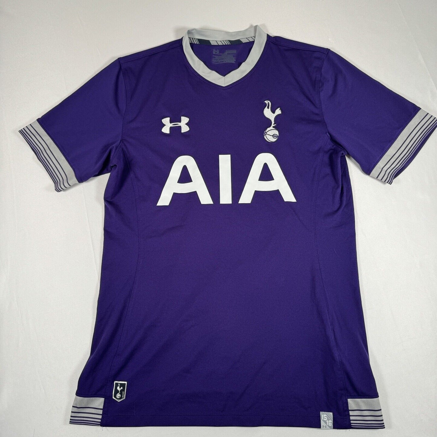 Tottenham Hotspur 2015/2016 Third Football Shirt  Medium