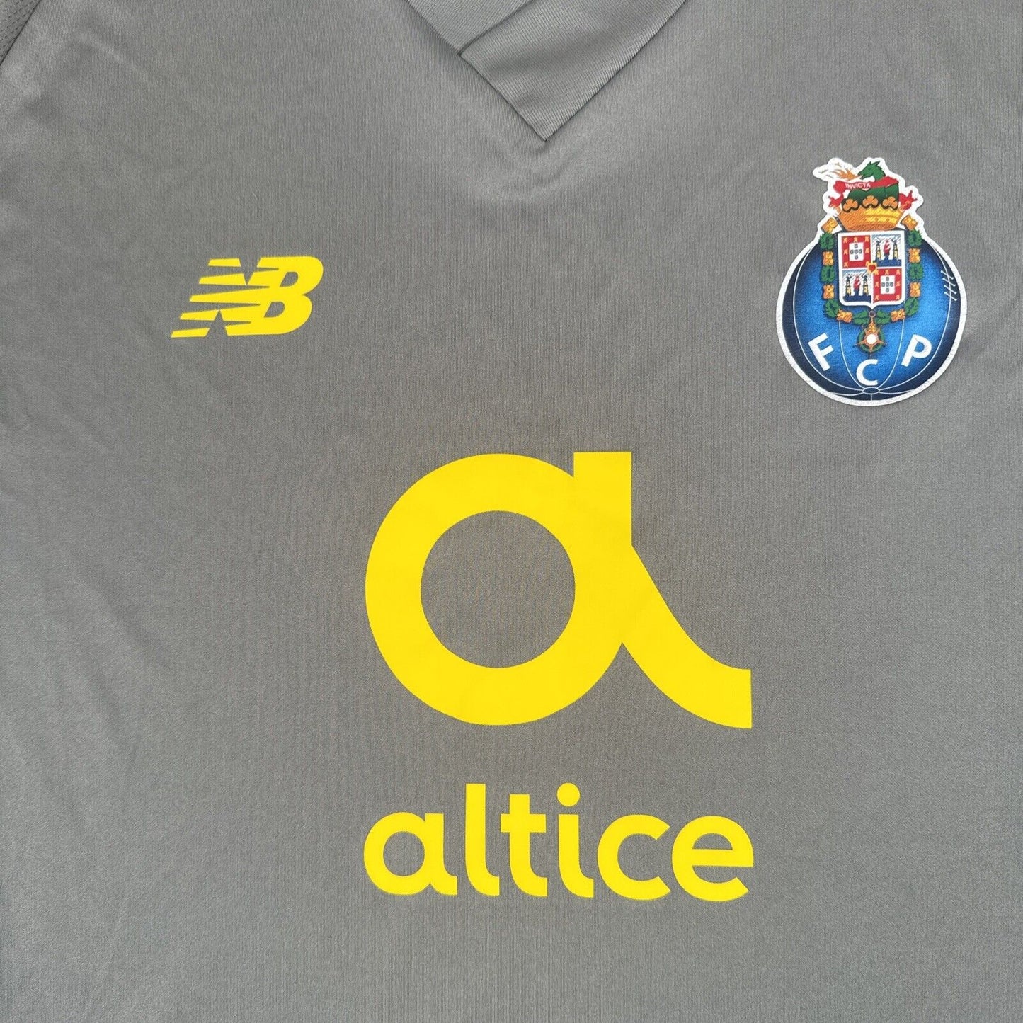 Porto 2018/2019 Away Football Shirt  Men’s 2XL XXL