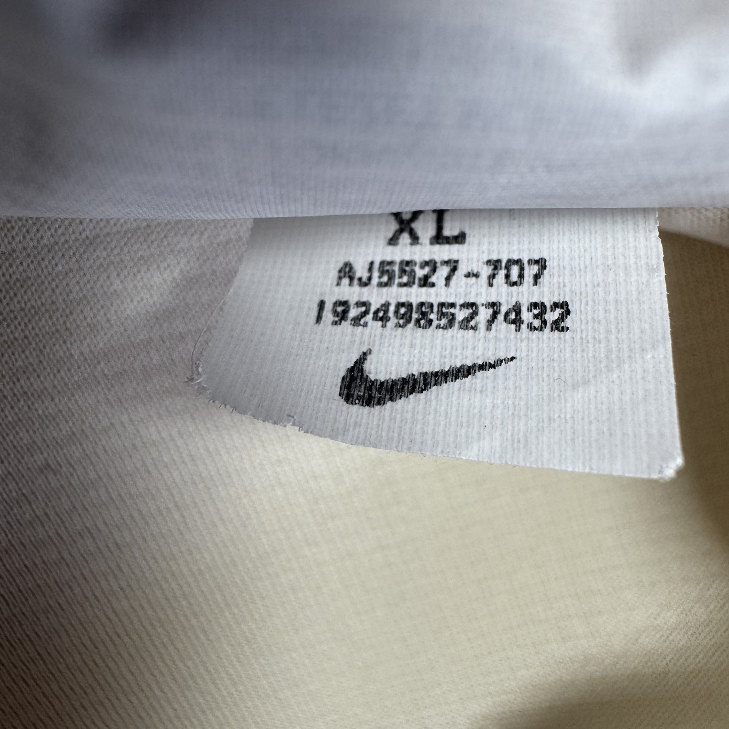 Club America 2019/2020 Home Football Shirt  Medium