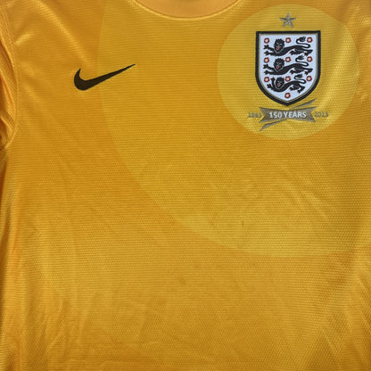 England 2013/2014 Goalkeeper Football Shirt Small — front close-up