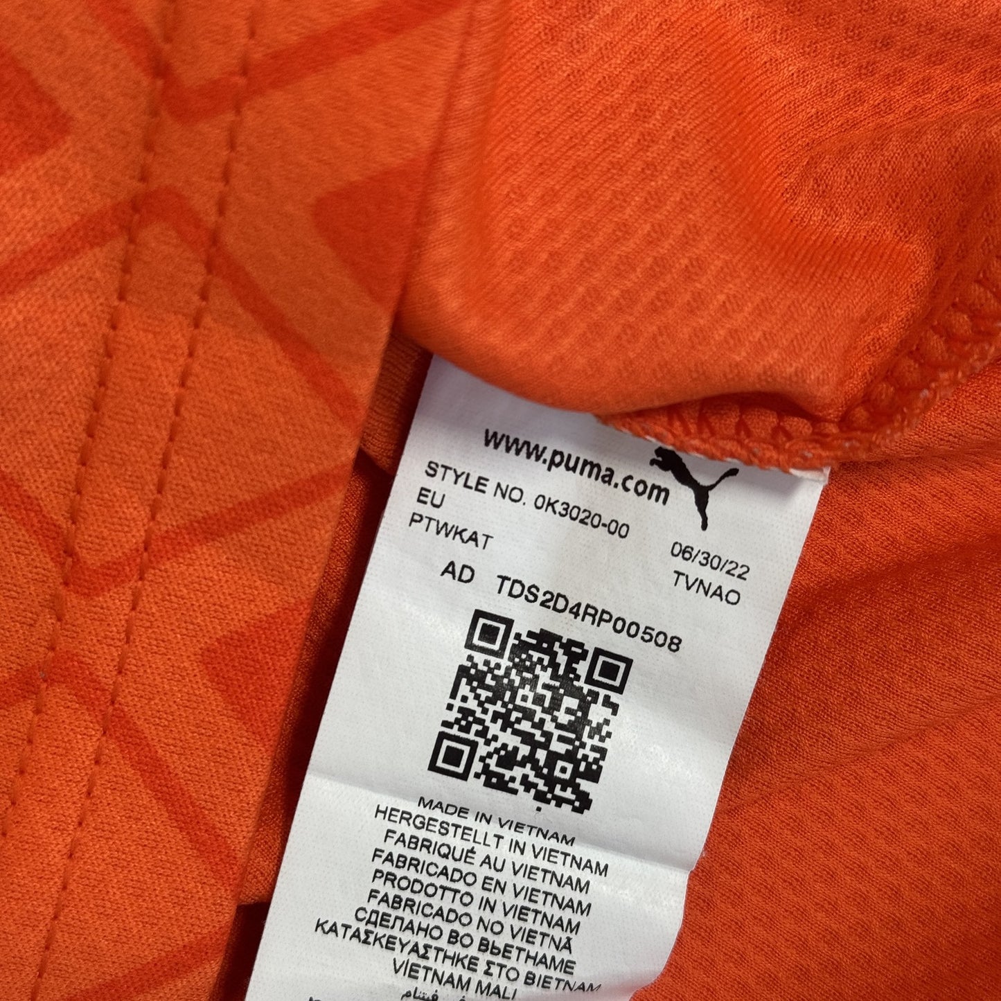 Blackpool 2022/2023 Home Football Shirt  Small
