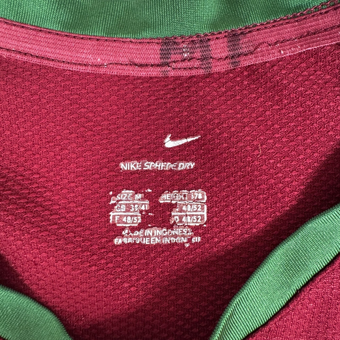 Portugal 2006/2007/2008 Home Football Shirt  Medium