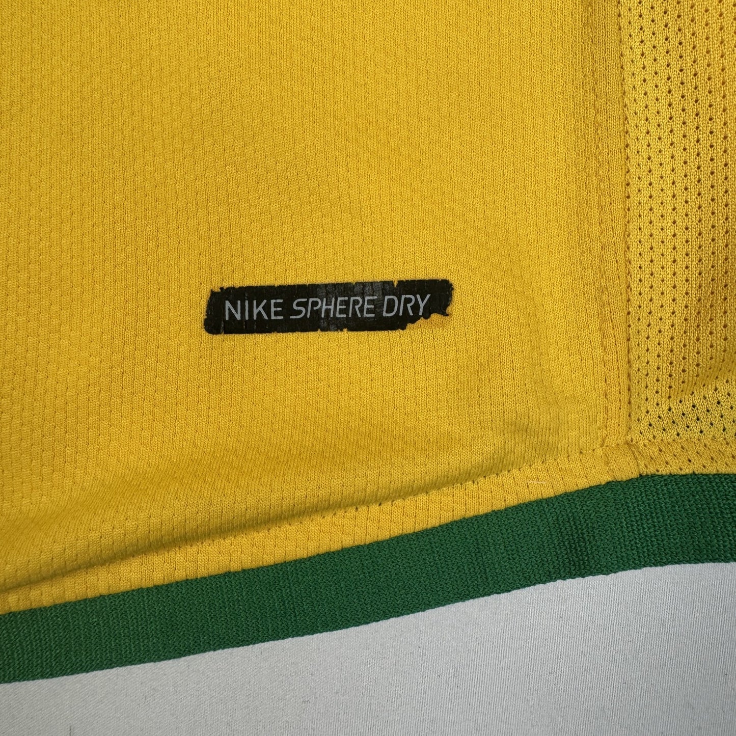 Brazil 2006/2007/2008 Home Football Shirt  Medium