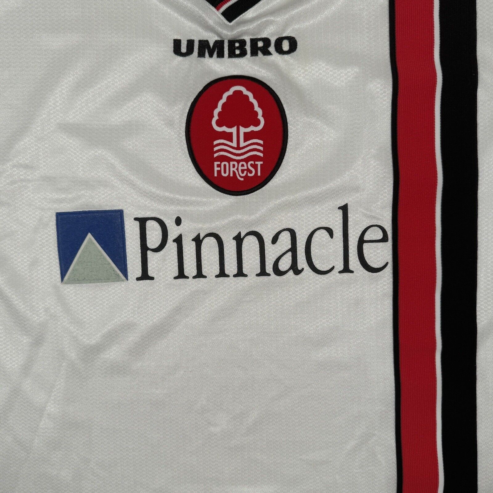 Nottingham Forest 1997/1998/1999 Away Football Shirt Men’s Medium - Football Shirt Kingdom