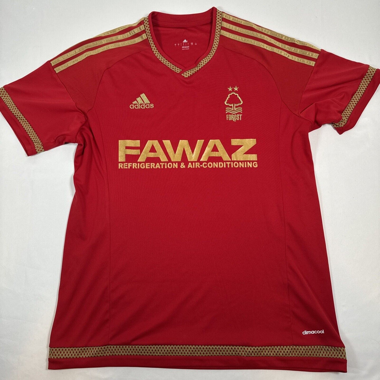 Nottingham Forest 2015/2016 Home Football Shirt  Large