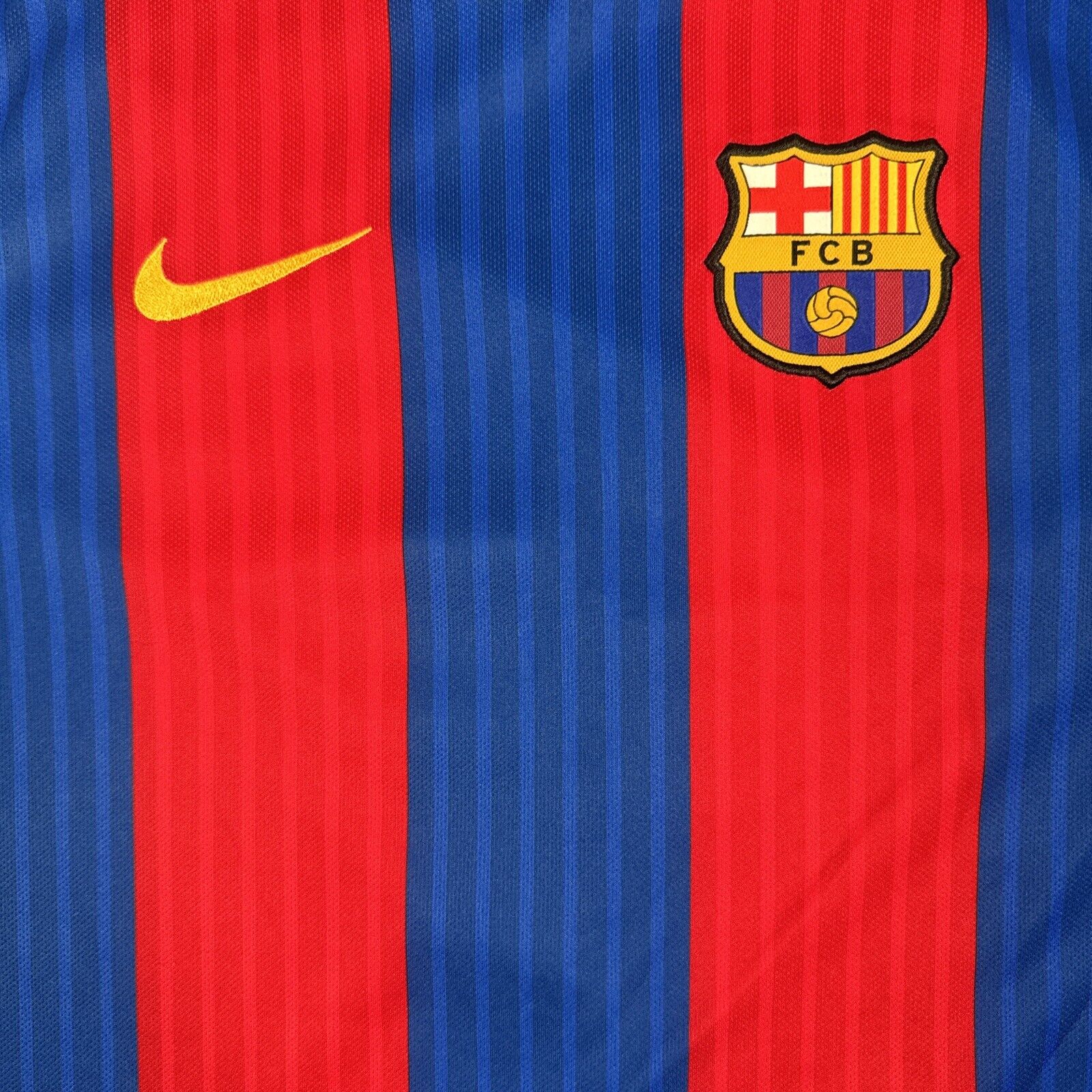 suarez 9 barcelona 2016 2017 home football shirt large2