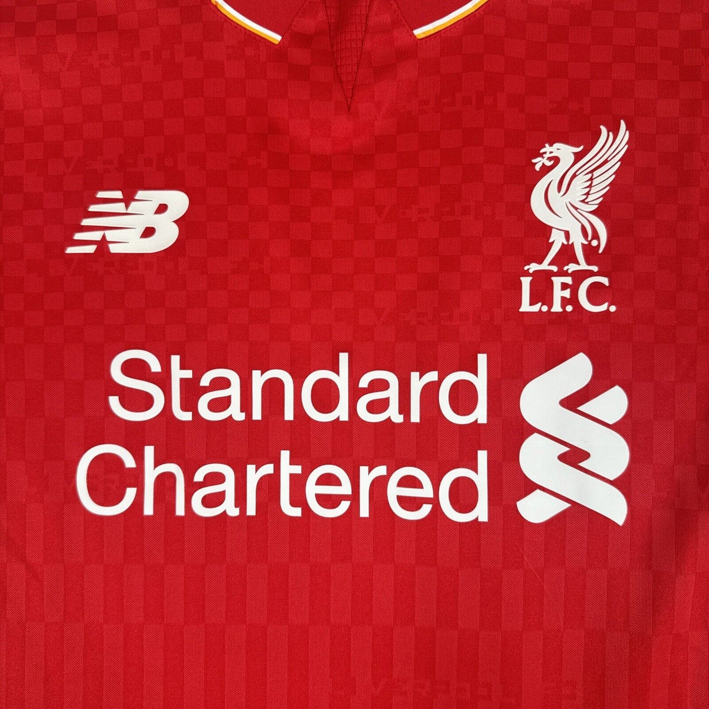 Liverpool 2015/2016 Home Football Shirt  Men’s Large