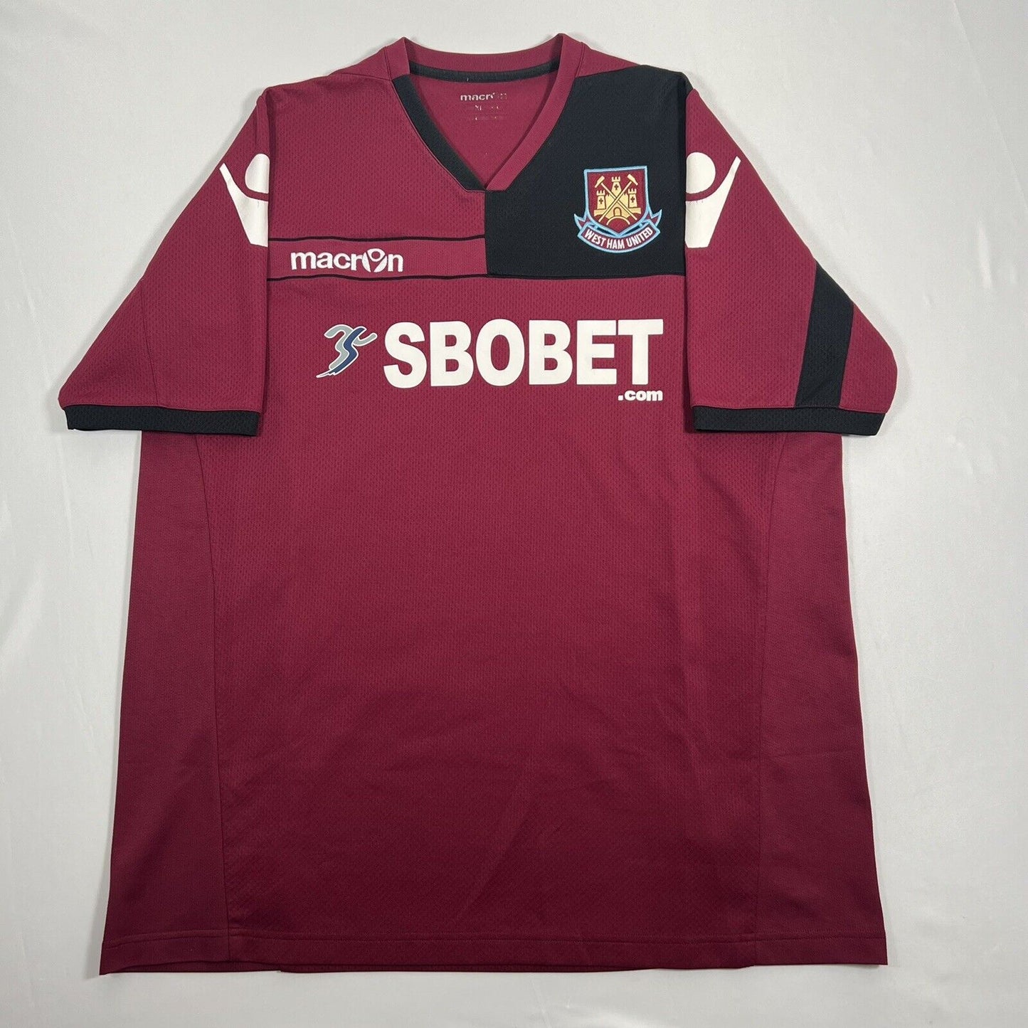 West Ham United 2010/2011 Macron Training Football Shirt Large